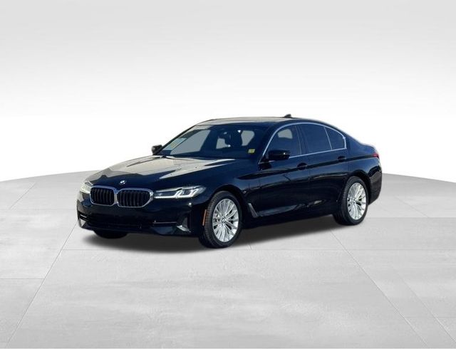2022 BMW 5 Series 530i's photo