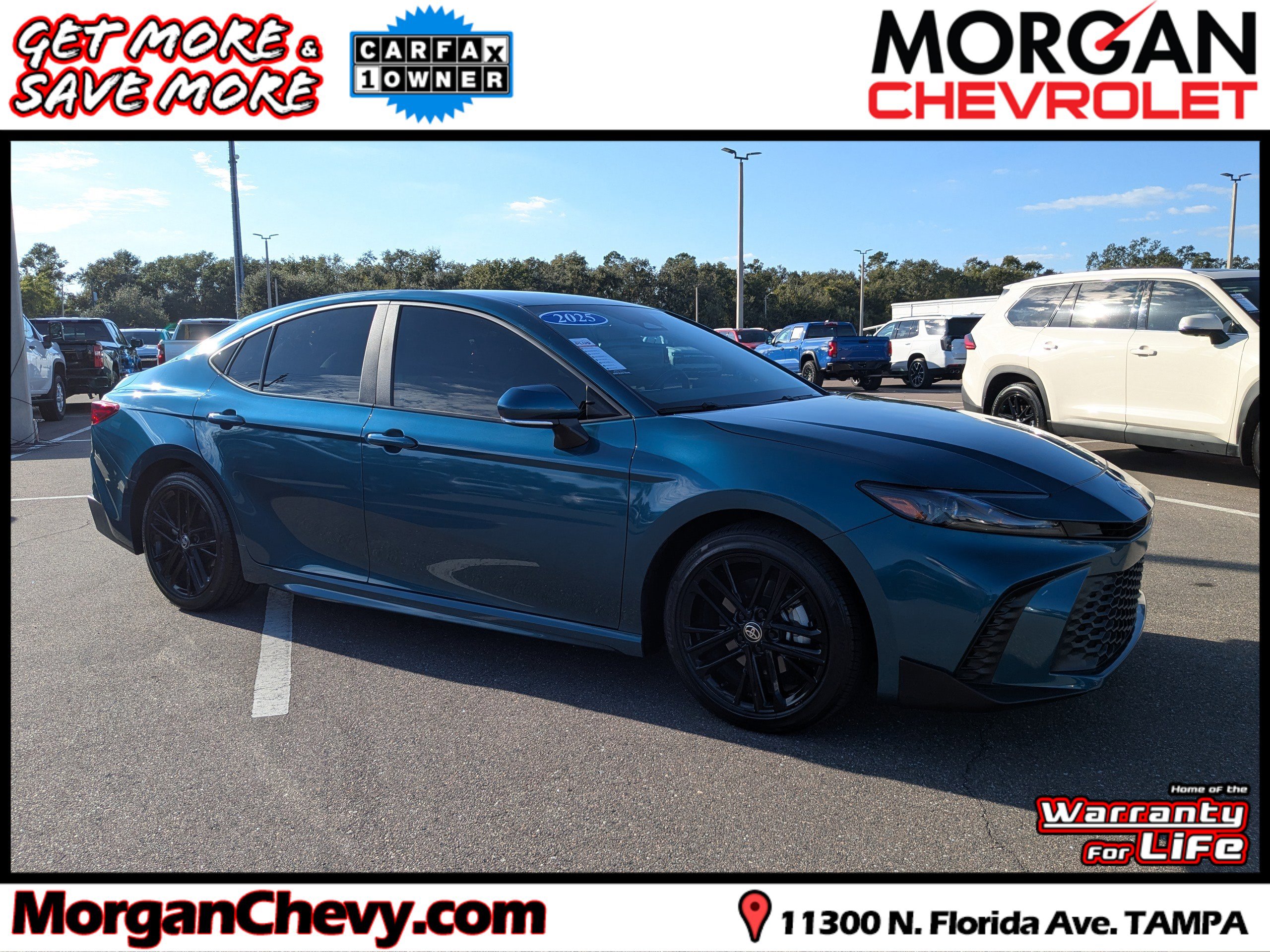 2025 Toyota Camry SE