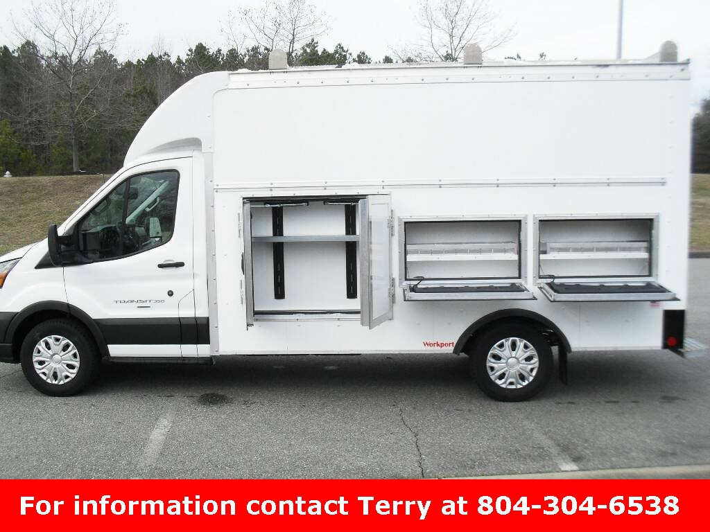 2023 Ford Transit Cutaway photo 6