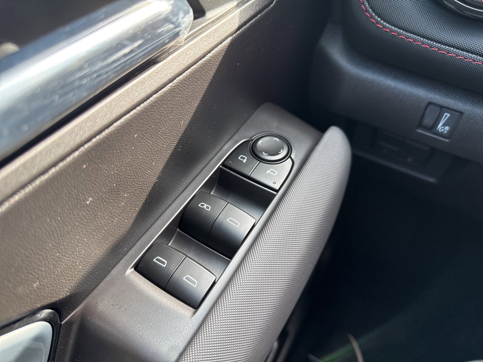 2026 Chevrolet Colorado Z71 photo 31