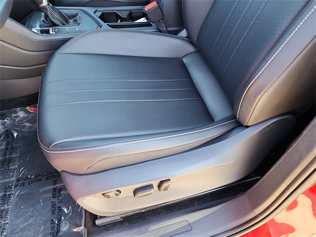 2024 Volkswagen Tiguan SE Wolfsburg Edition photo 12