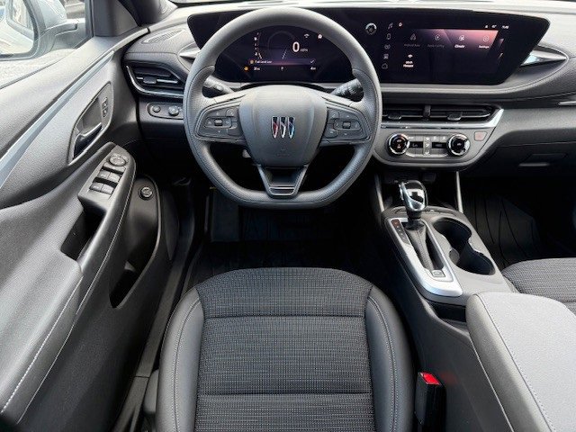 2025 Buick Envista Preferred photo 18