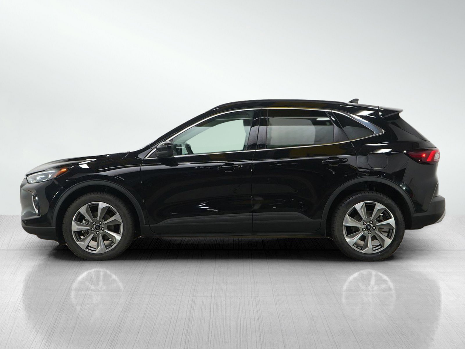 Used 2023 Ford Escape Platinum with VIN 1FMCU9JA7PUA32066 for sale in Burnsville, Minnesota