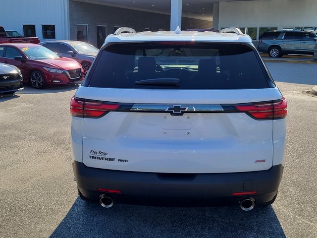 2023 Chevrolet Traverse RS photo 2