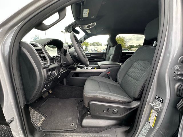2025 Ram 1500 Big Horn Lone Star photo 25