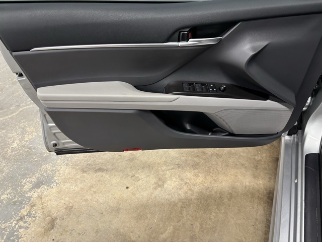 2024 Toyota Camry Hybrid SE photo 16