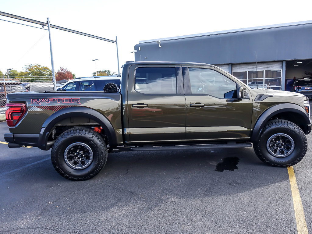 2025 FORD F-150 - Image 8