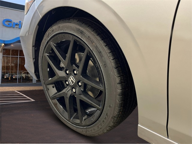 2026 Honda Civic Hatchback Sport photo 9