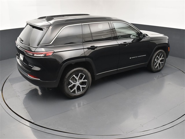2025 Jeep Grand Cherokee Limited photo 16