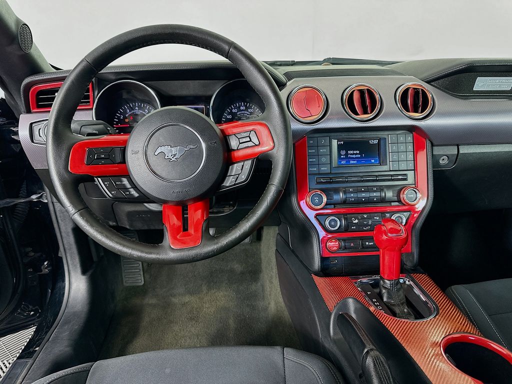 2016 Ford Mustang EcoBoost photo 20