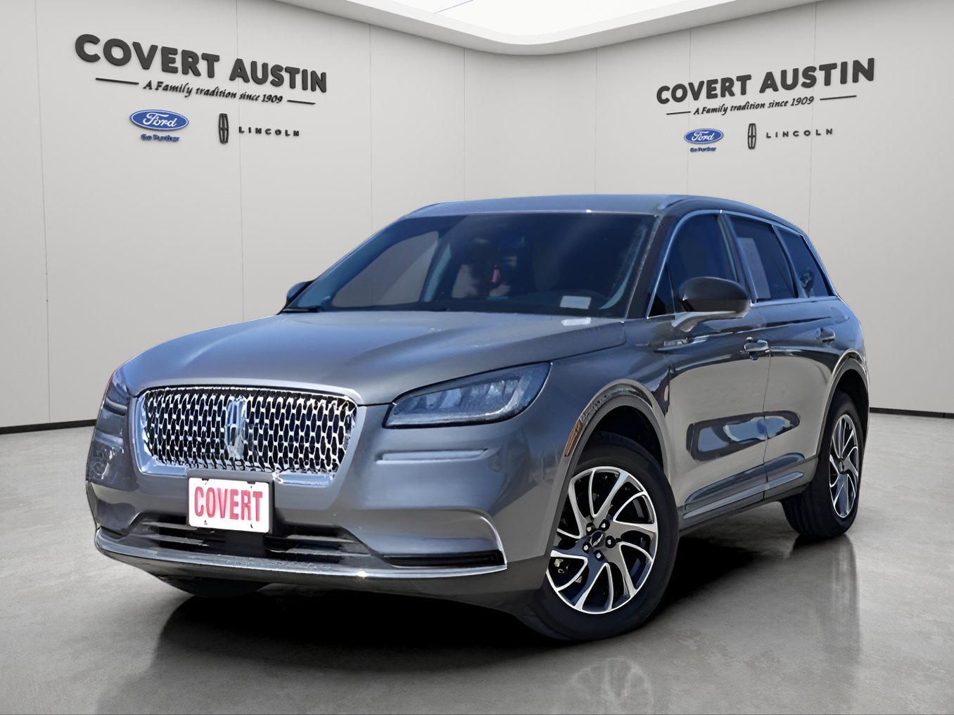 2022 Lincoln Corsair Base's photo