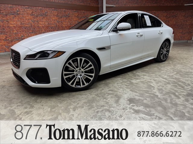 2024 Jaguar XF R-Dynamic SE's photo