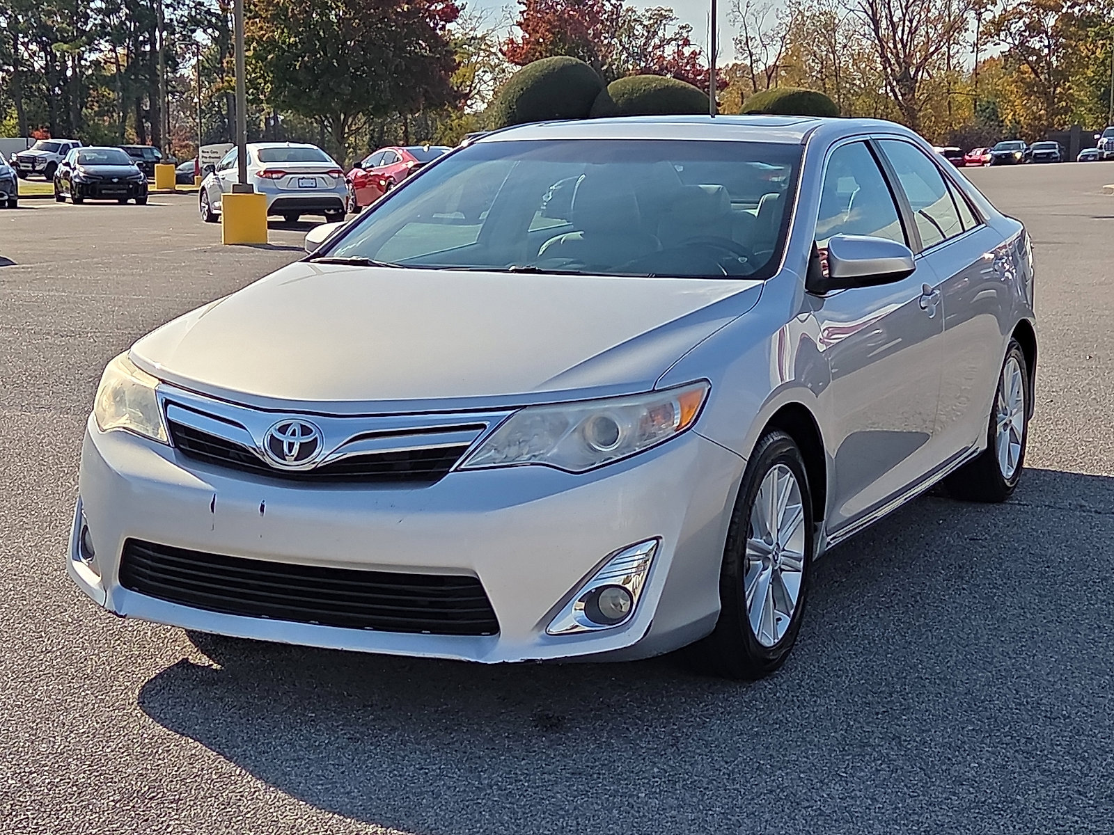 Used 2013 Toyota Camry XLE with VIN 4T1BF1FK4DU676242 for sale in Rogers, AR