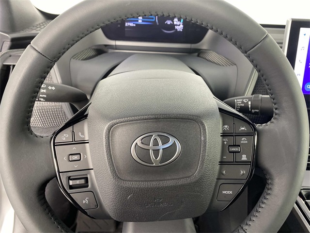 2025 Toyota bZ4X XLE photo 14
