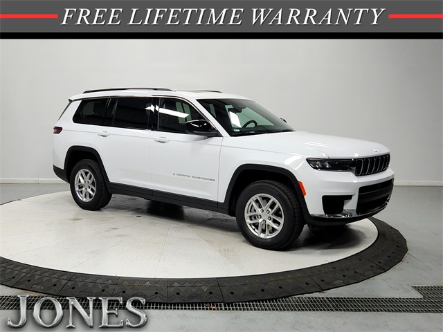 2025 Jeep Grand Cherokee L Laredo's photo