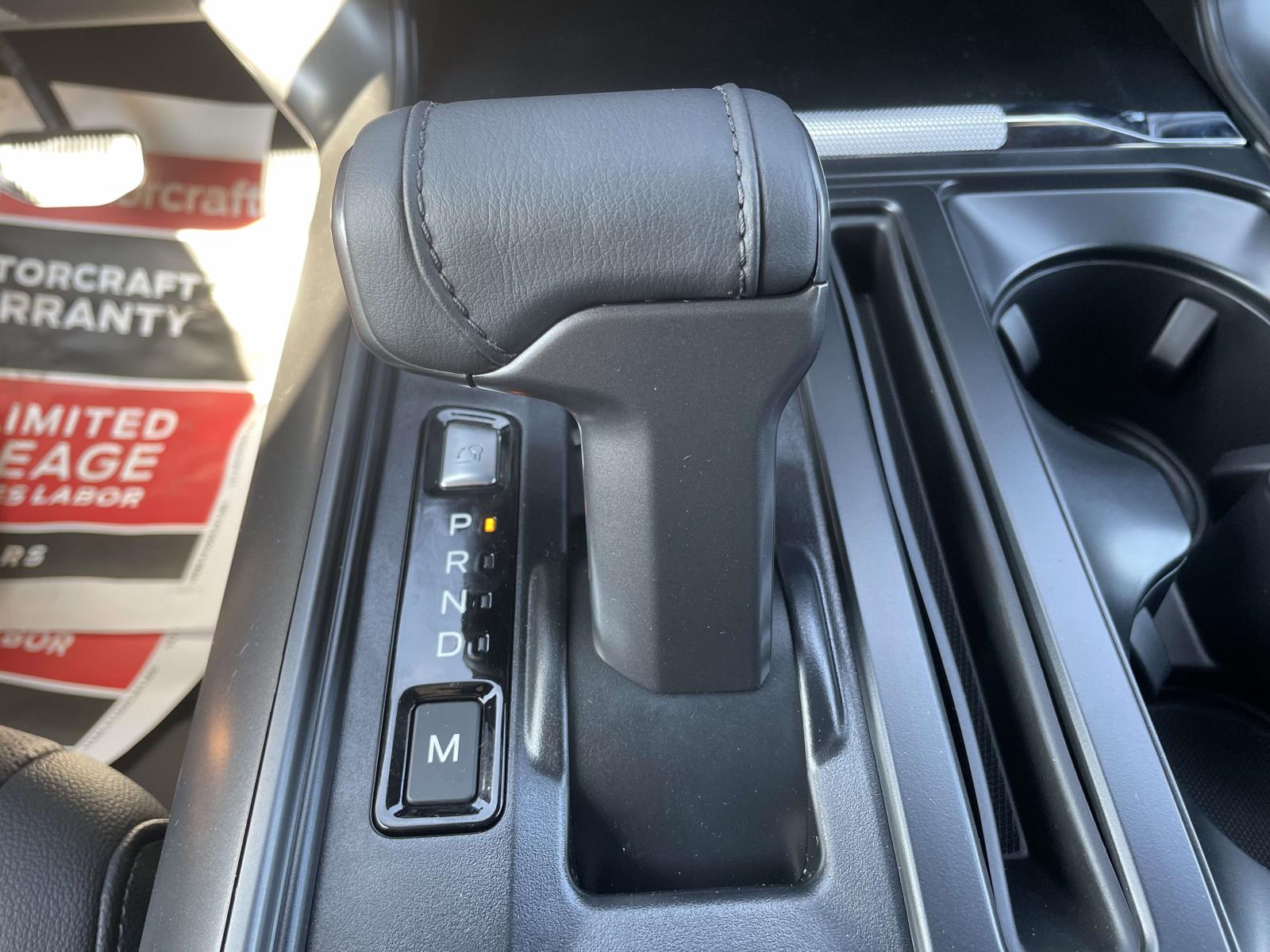 2025 Ford F-150 Lariat photo 15