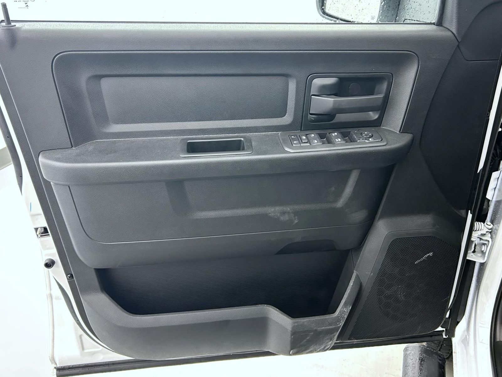 2026 Ram 2500 Tradesman photo 9