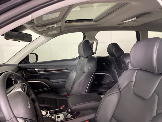 2025 Kia Telluride S photo 15