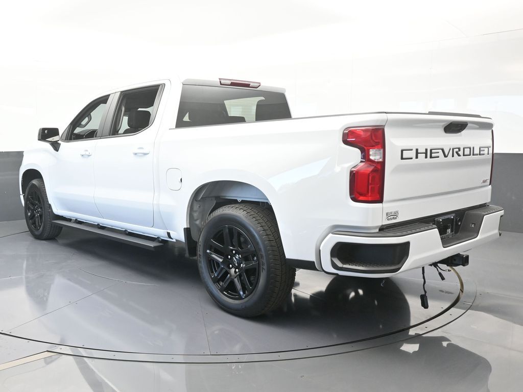 2024 Chevrolet Silverado 1500 RST photo 4
