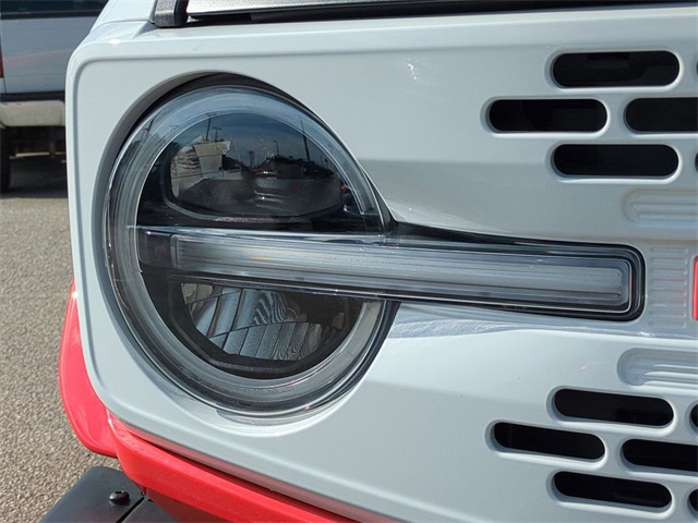 2025 Ford Bronco First Edition photo 8