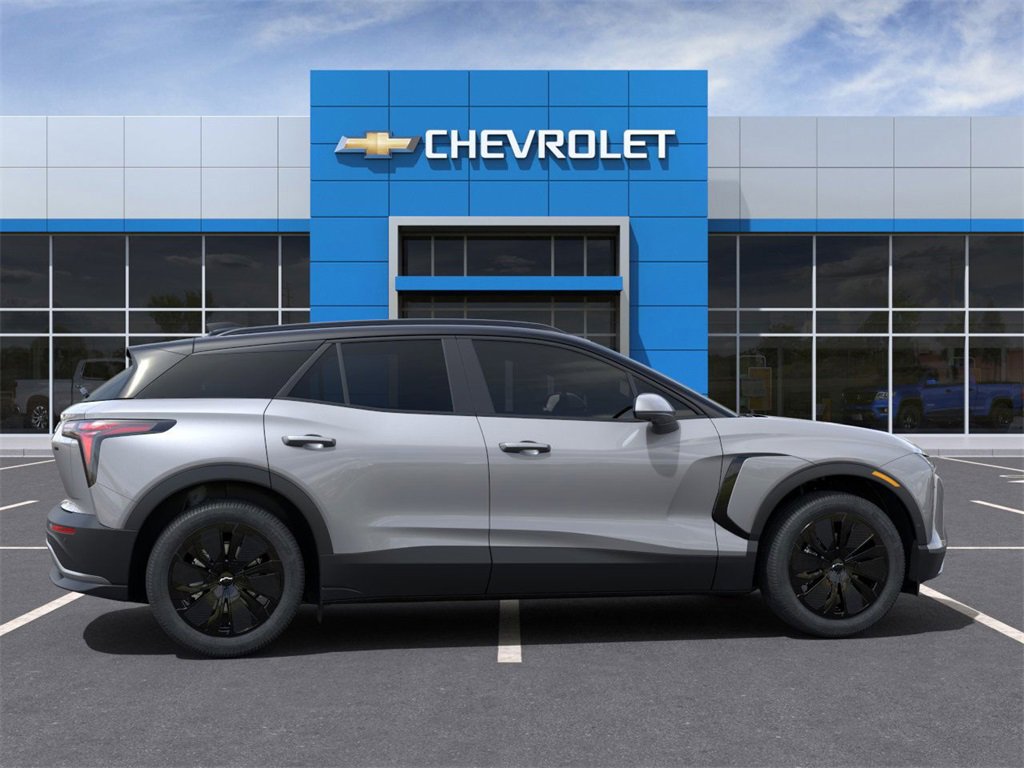 2025 Chevrolet Blazer EV photo 4