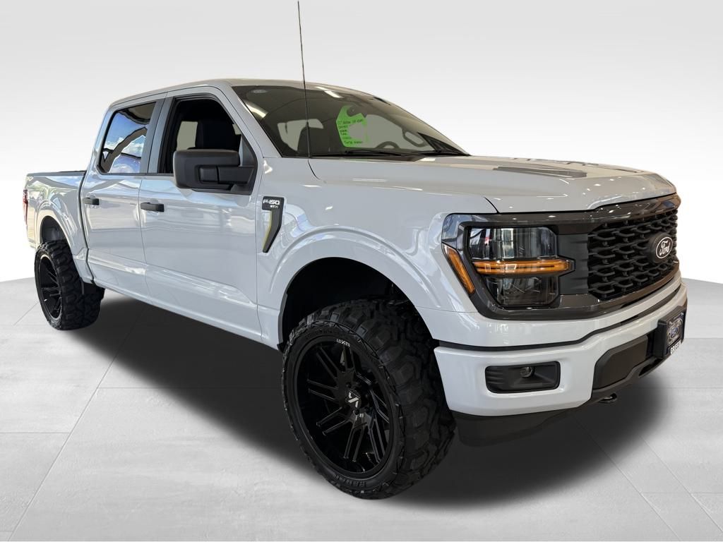 2025 Ford F-150 STX photo 4