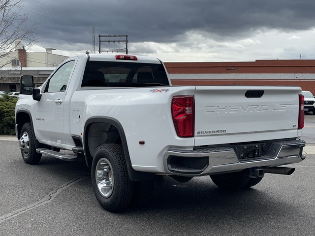 2024 Chevrolet Silverado 3500HD LT photo 3