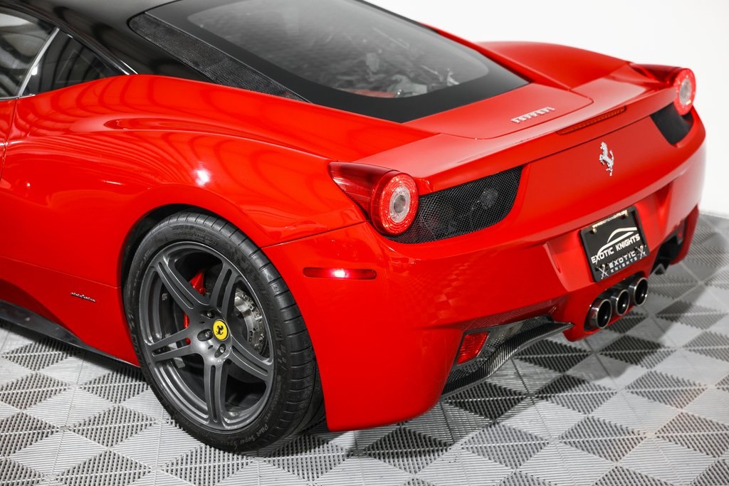 2010 Ferrari 458 Italia Base photo 15