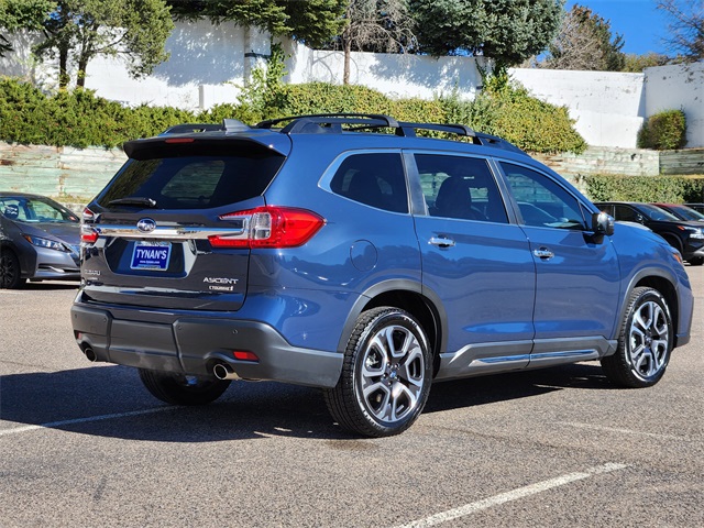 2023 Subaru Ascent Touring photo 3
