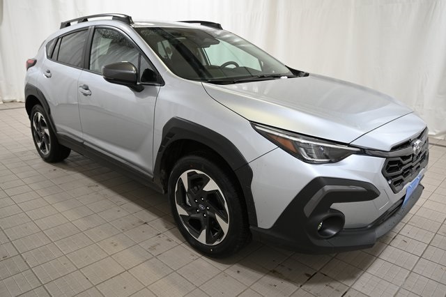 2025 Subaru Crosstrek Limited photo 8