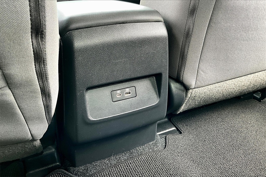 2022 Nissan Frontier SV photo 33