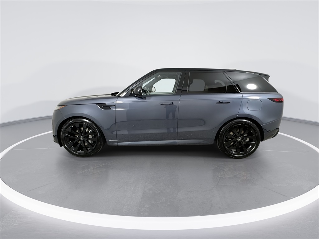 2025 Land Rover Range Rover Sport SE photo 4