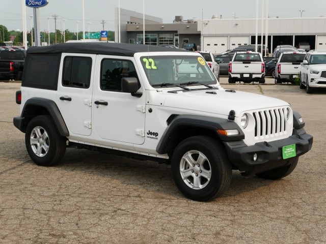 PRE-OWNED 2022 JEEP WRANGLER UNLIMITED SPORT S