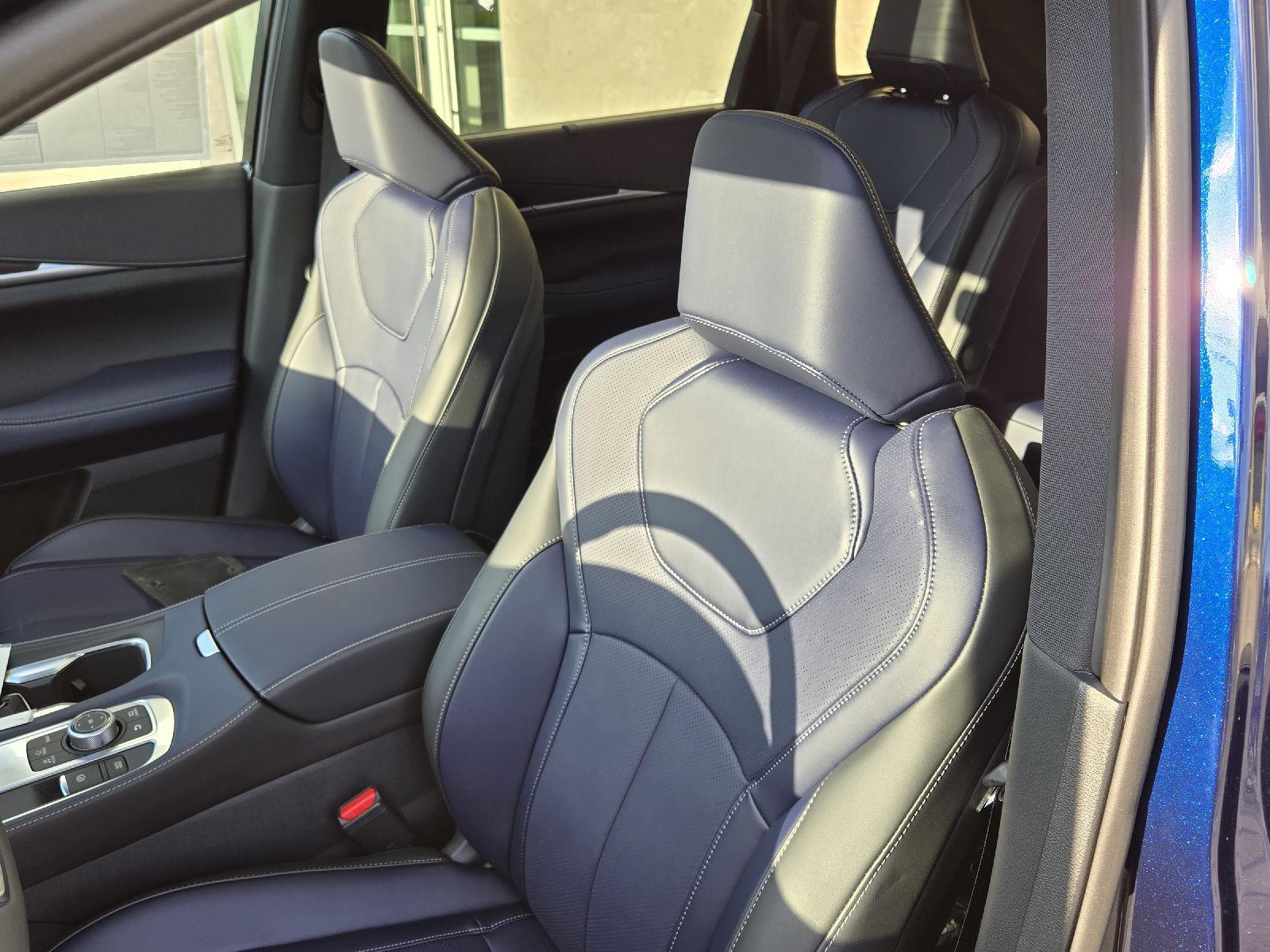 2026 Infiniti QX60 AWD photo 7