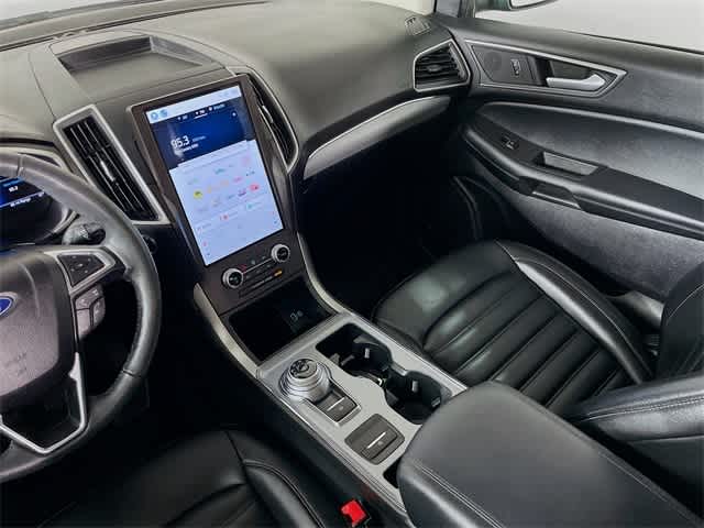 2021 Ford Edge SEL photo 21