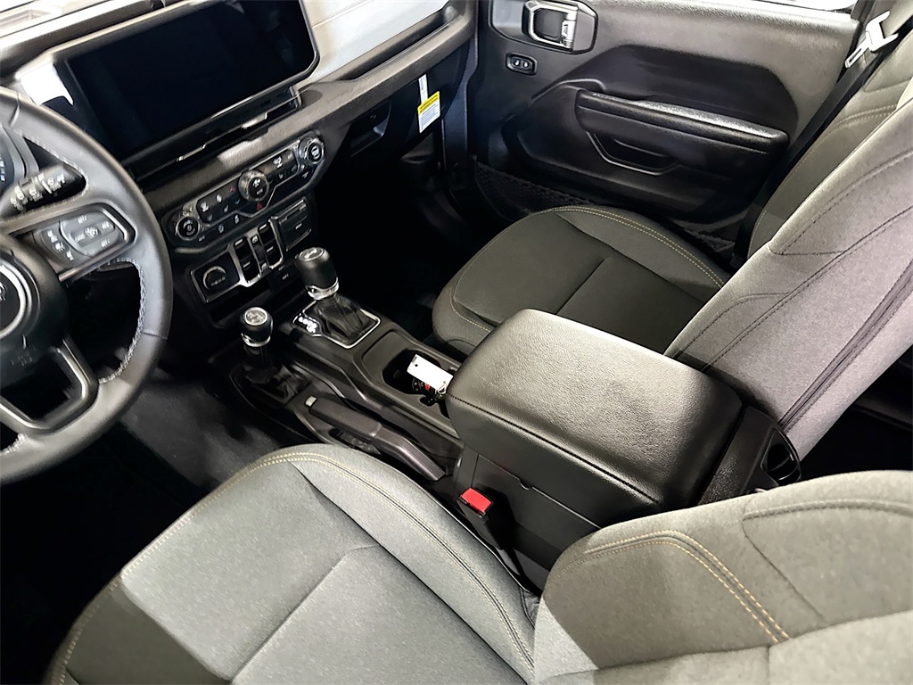 2025 Jeep Wrangler Sport S photo 20