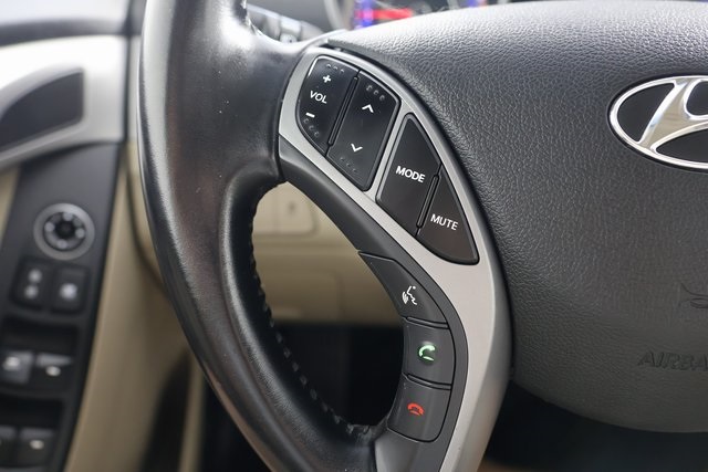 2016 Hyundai Elantra Value Edition photo 11
