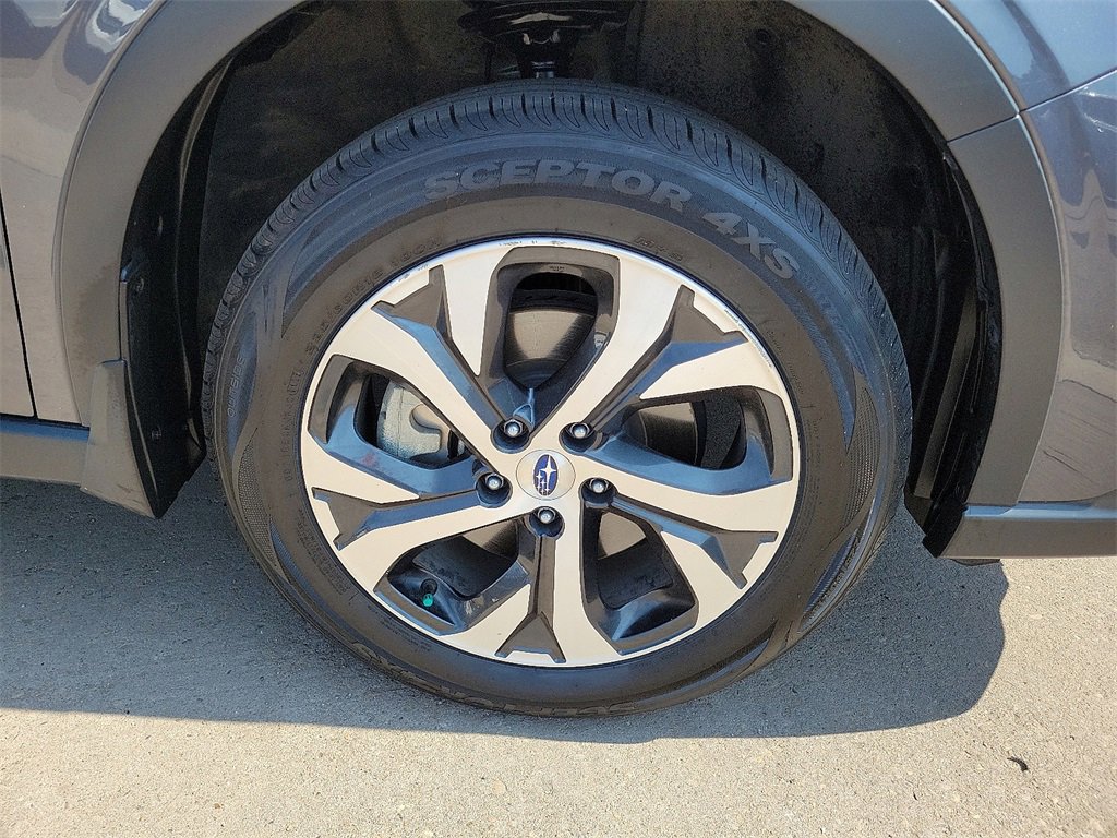 2022 Subaru Outback Touring XT photo 14