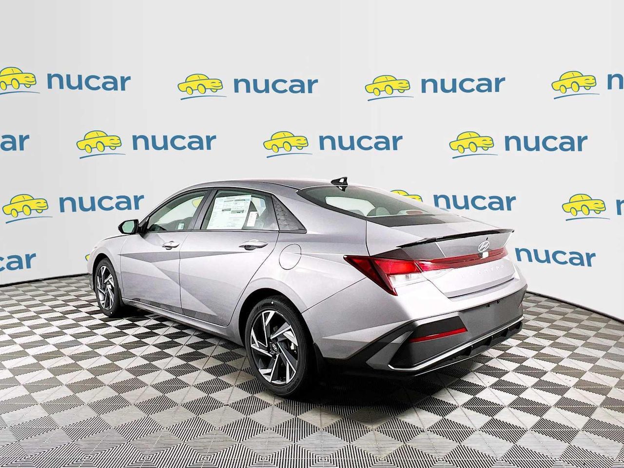 2025 Hyundai Elantra SEL Sport photo 4
