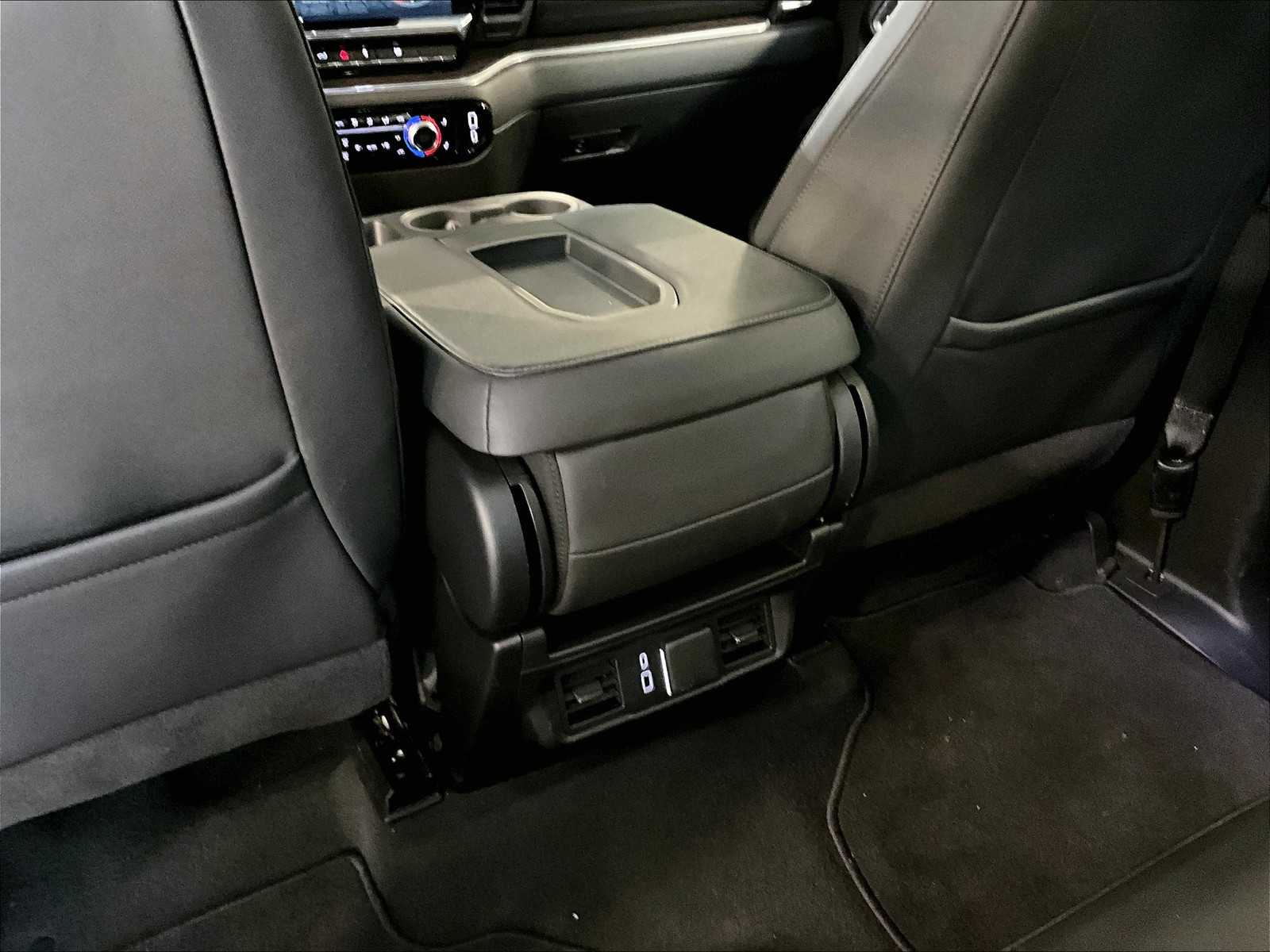 2024 Gmc Sierra 1500 SLT photo 26