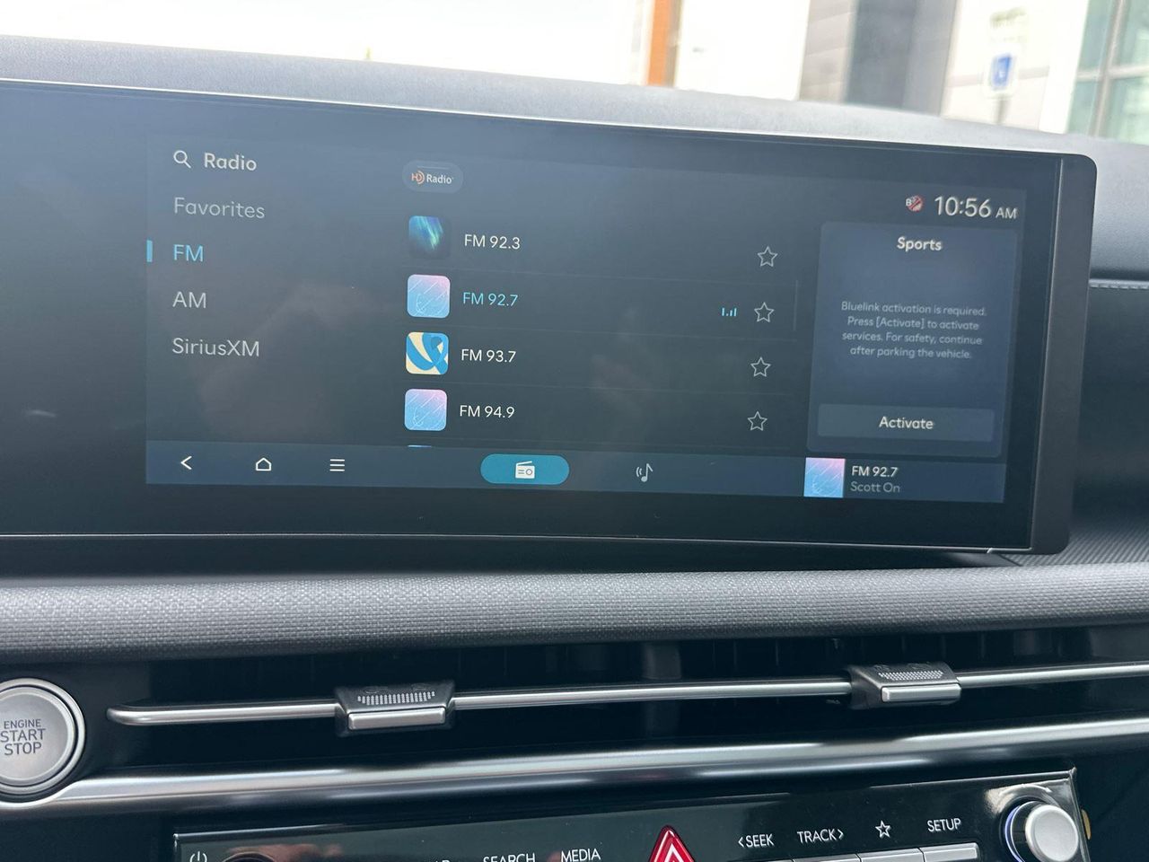 2025 Hyundai Tucson Hybrid SEL Convenience photo 18