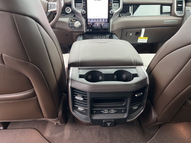2026 Ram 1500 Laramie photo 14