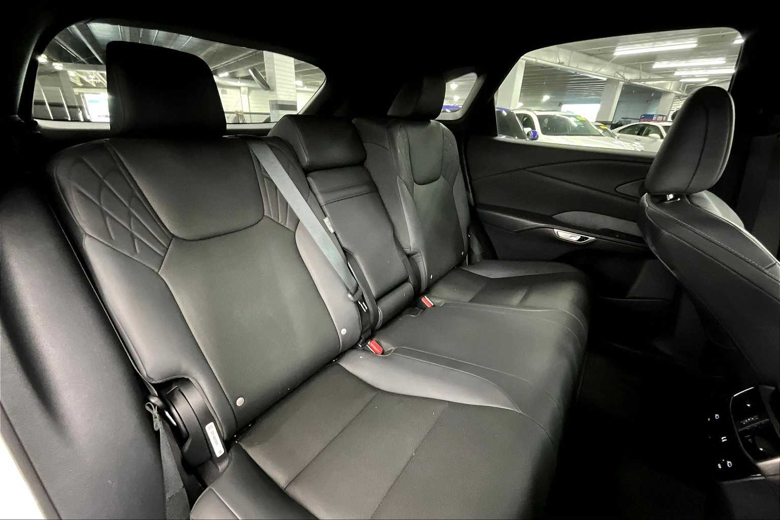 2024 Lexus RX Premium AWD photo 18