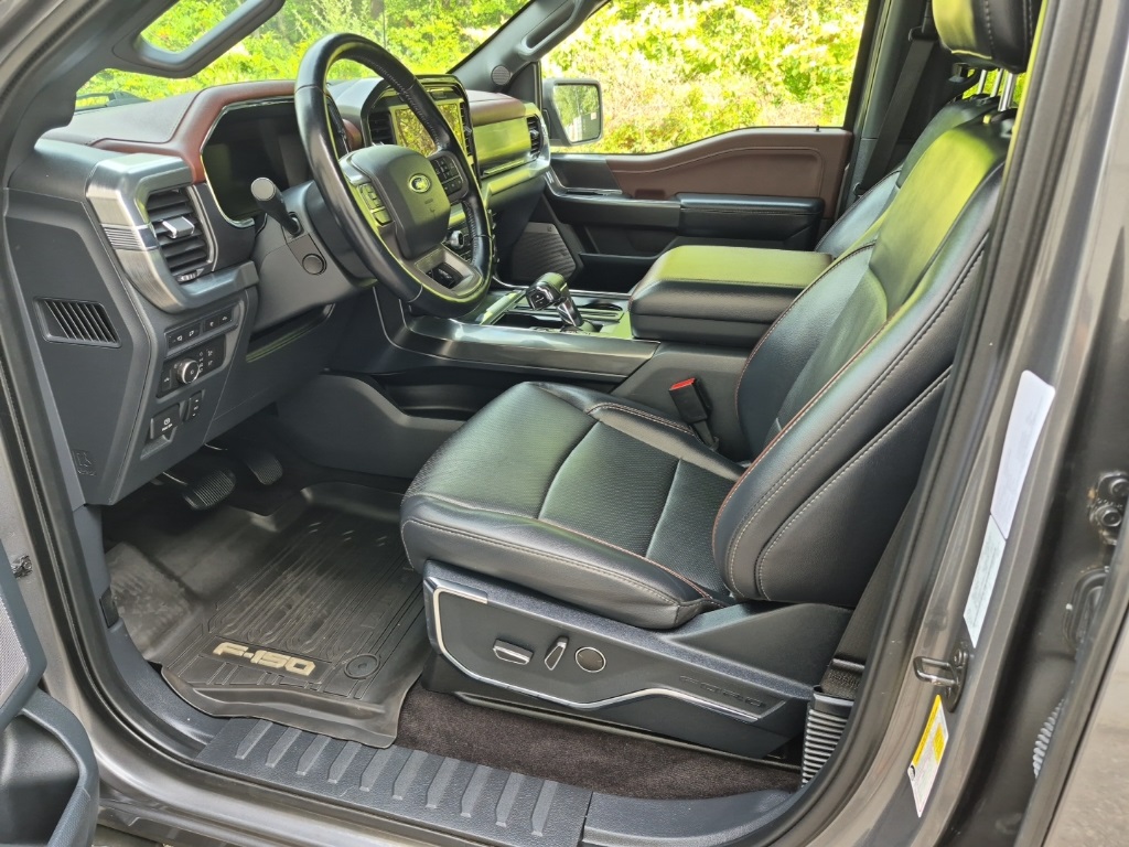 2021 Ford F-150 Lariat photo 16