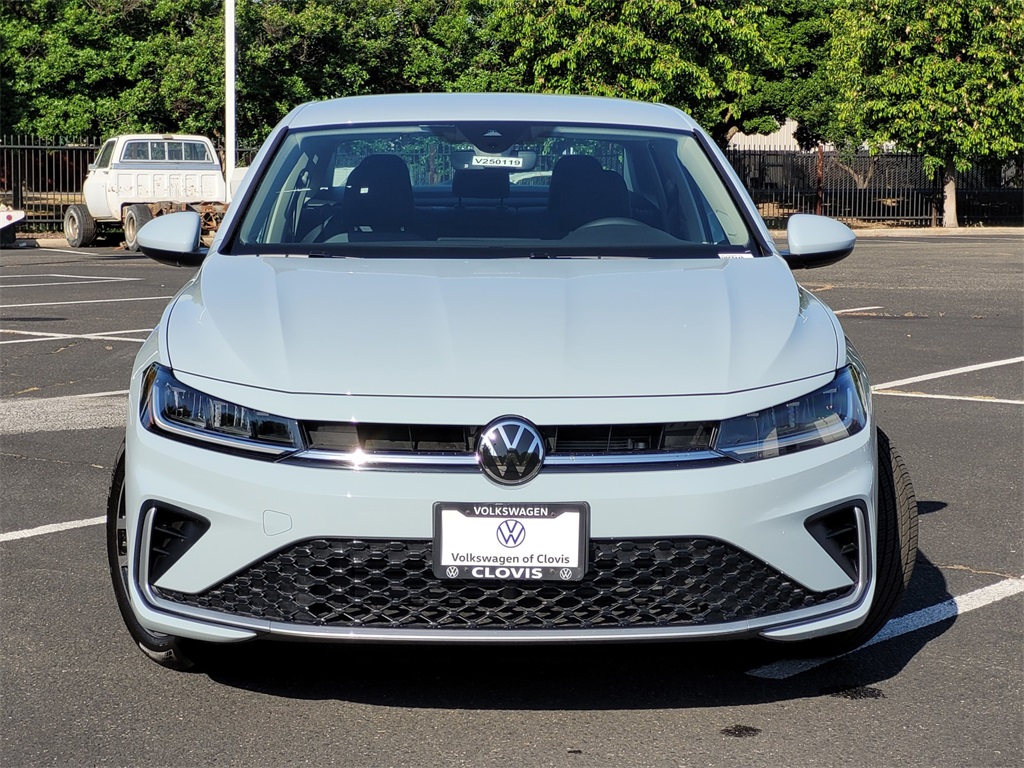 2025 Volkswagen Jetta 1.5T SE photo 2