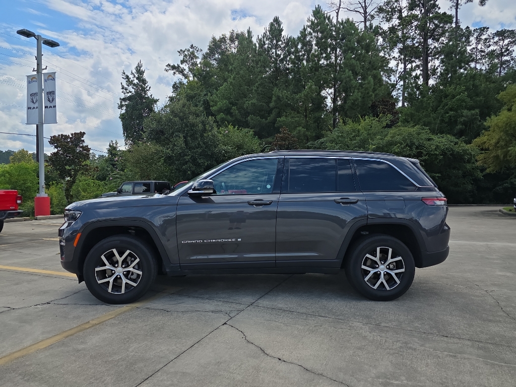 2024 Jeep Grand Cherokee Limited photo 4