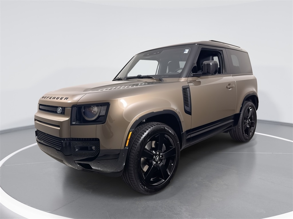 New 2025 Defender 90 X-Dynamic SE