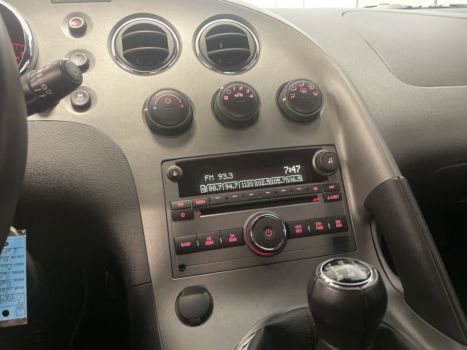 2009 Pontiac Solstice photo 26