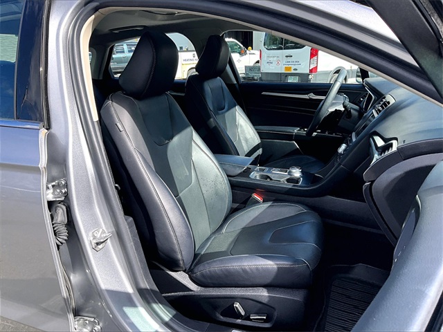 2020 Ford Fusion Titanium photo 7