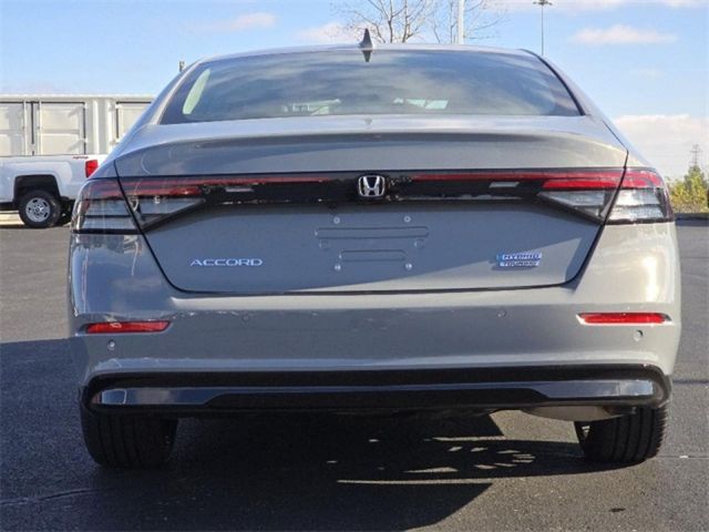 2025 Honda Accord Hybrid Touring photo 7